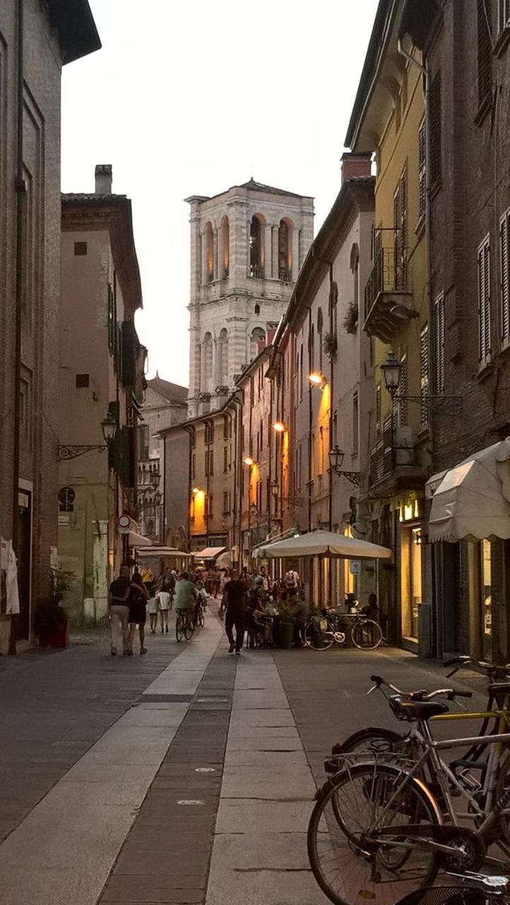 L'Oro Della Citta Bed and Breakfast Ferrara Eksteriør billede